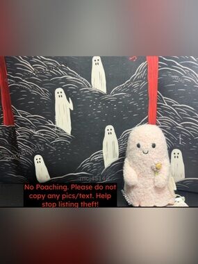 1 SINGLE BNWT CUDDLE AND KIND BLUSH  BOUCLE GHOST WITH FLOWER RETIRED